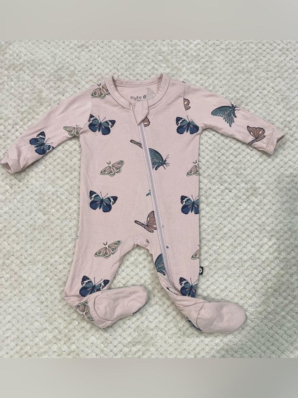 Kyte Baby Zippy - Blush Butterfly - NB